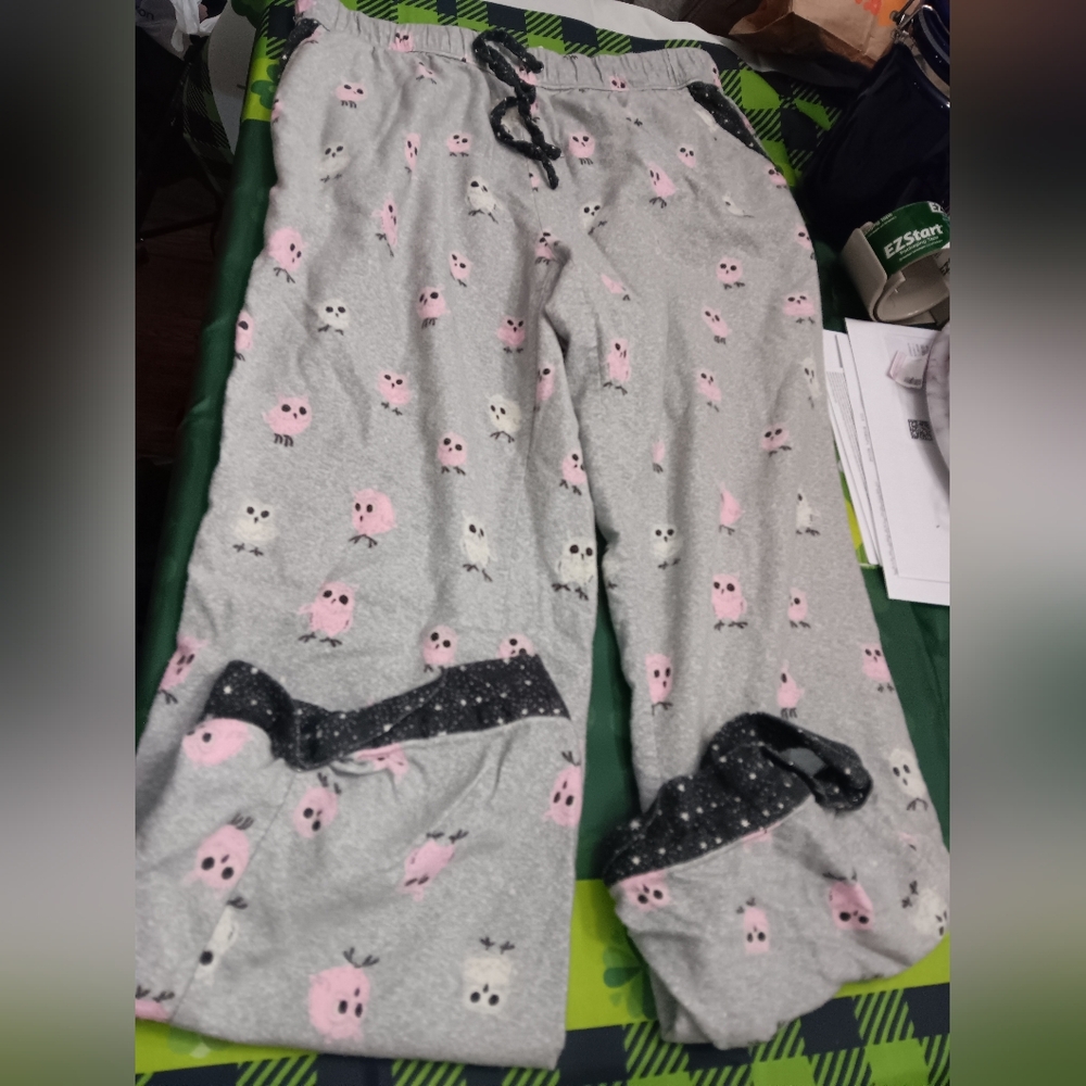 Womens Size Medium, munki munki Gray Pajama Set with Pink Owl Print - Picture 3 of 4
